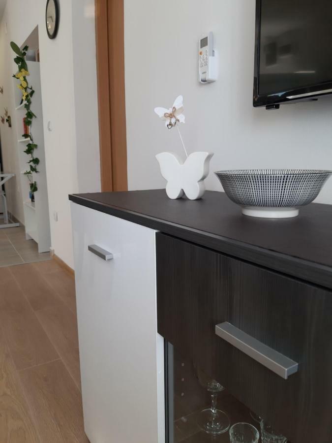 Apartment Butterfly Split - For Rest And Relaxation Экстерьер фото